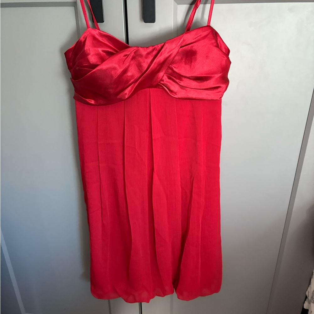 Elegant Red Midi Dress